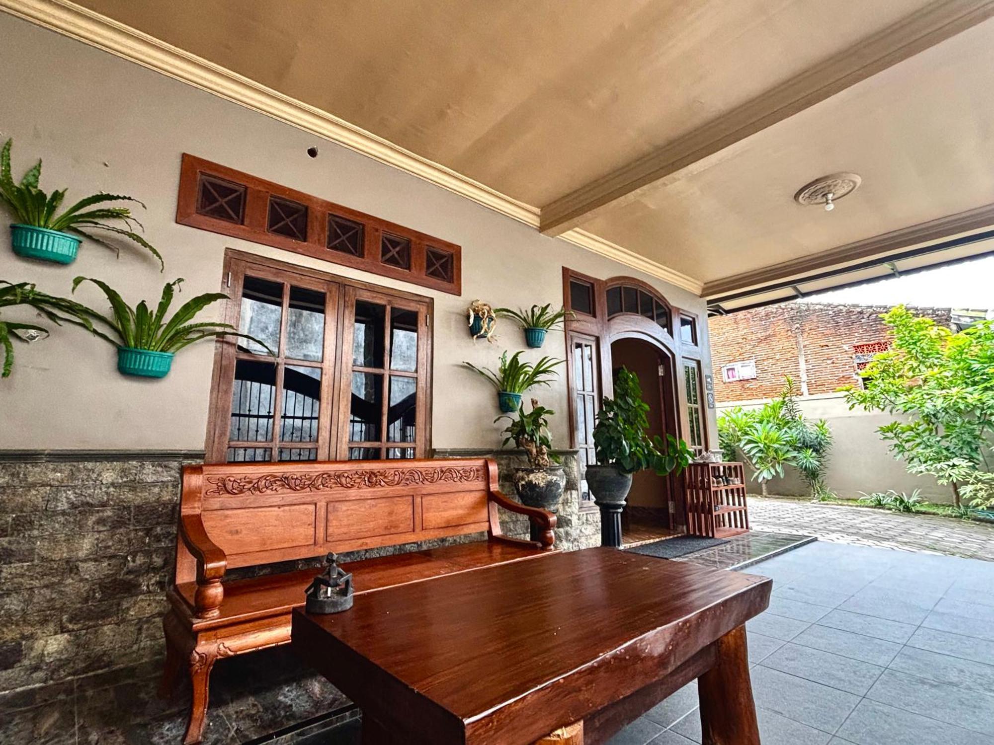 Hostel Good Feeling Ijen Banyuwangi Banyuwangi  Zewnętrze zdjęcie